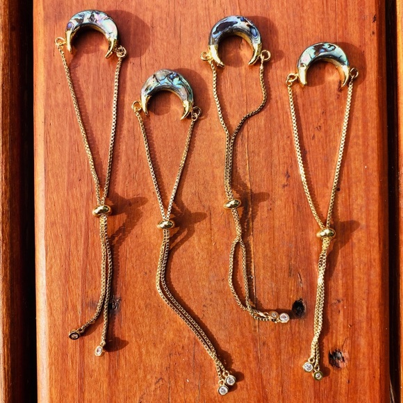 Abalone Shell Crescent Moon Bracelet - Picture 3 of 4